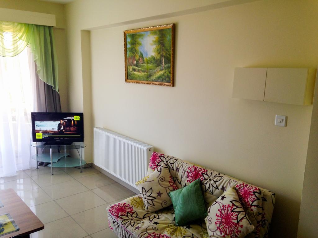Apartment Nearby Golden Coast Protaras Exterior photo